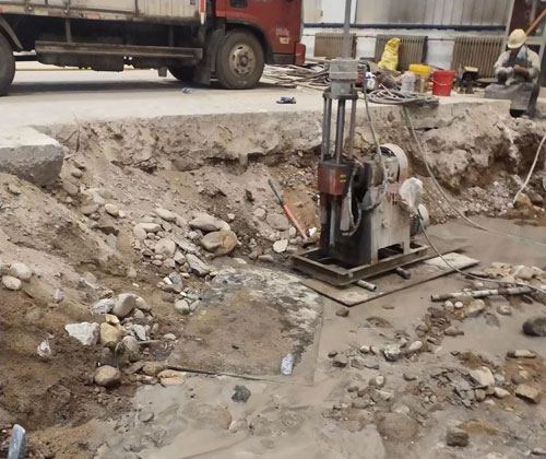 菏泽公路下沉压浆